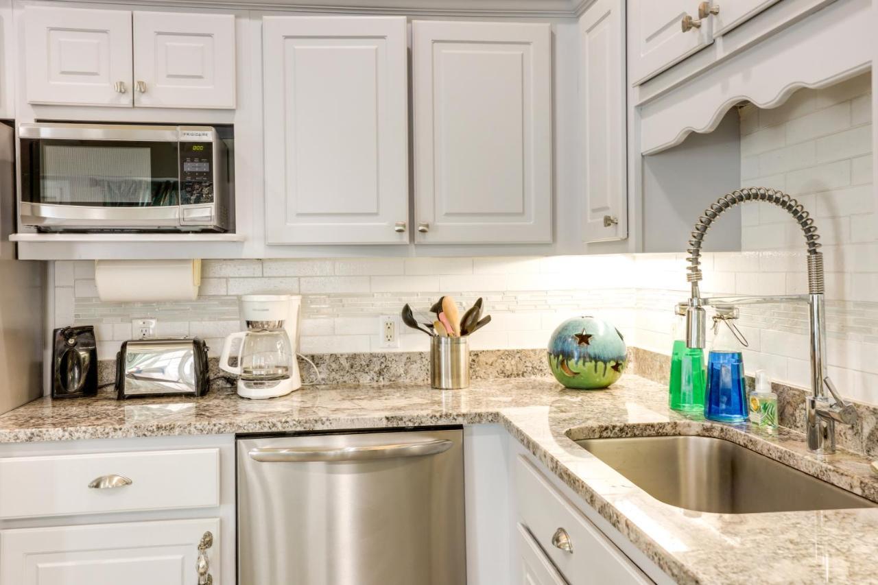 Pet-Friendly Jekyll Island Abode - Walk To Beach! Exteriör bild